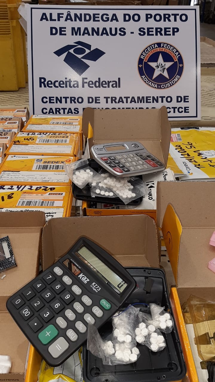 Analistas Tributários da Receita Federal atuam na apreensão de cytotec no CTCE de Manaus 8