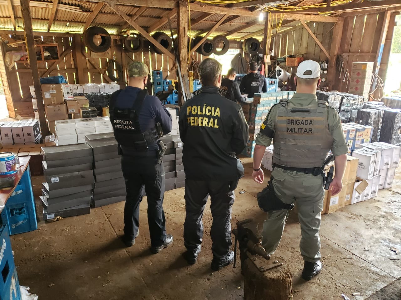 retenção de mercadorias ilegais em Tiradentes do SulRS 5