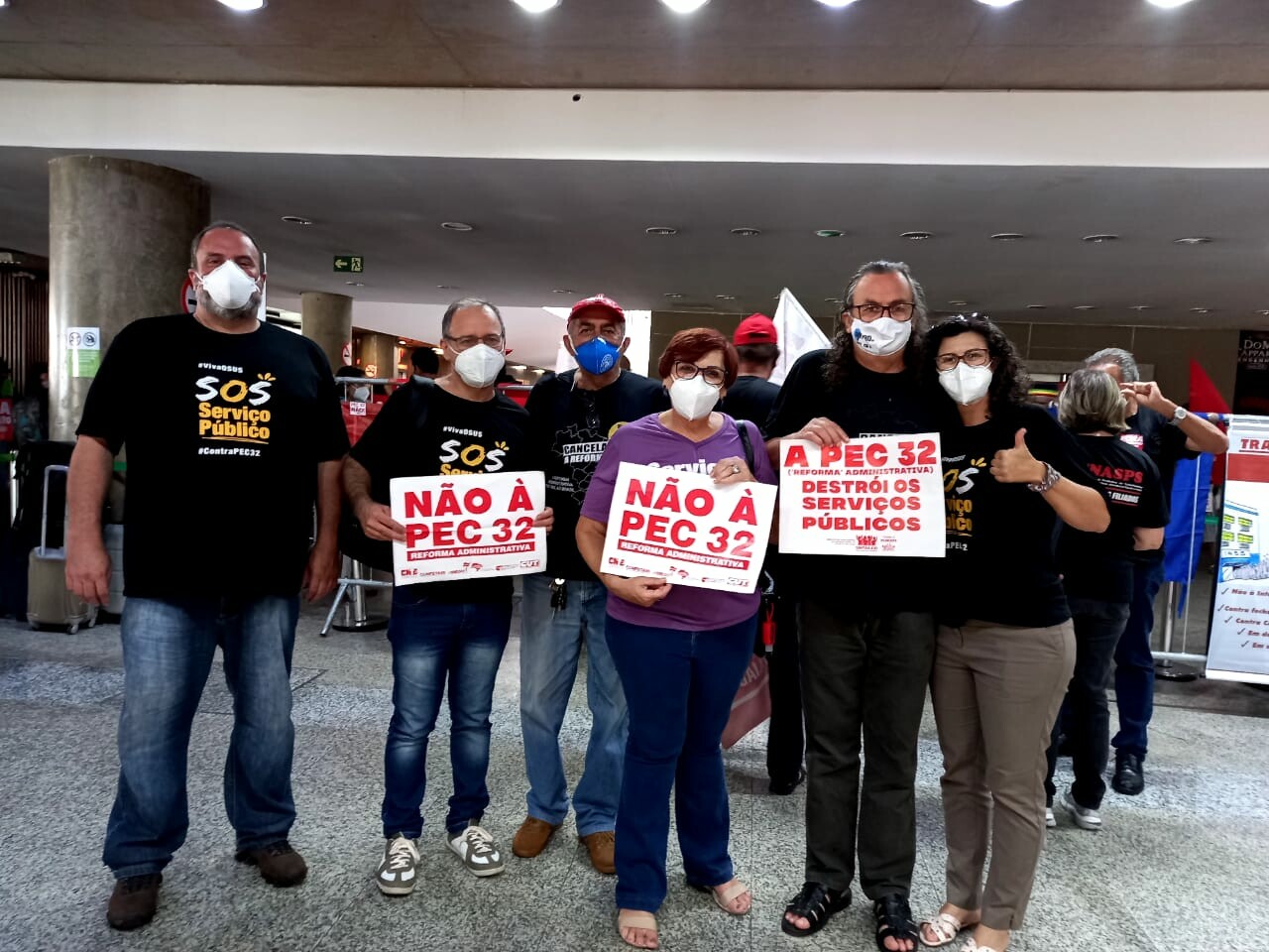 Analistas-Tributários participam de mobilização contra a PEC 32 em Brasília/DF