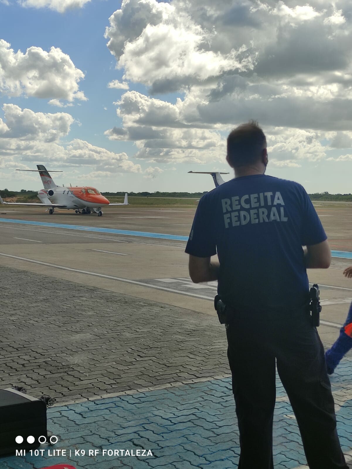 Analistas Tributários da RFB atuam na apreensão de skunk no Aeroporto de JericoacoaraCE 1
