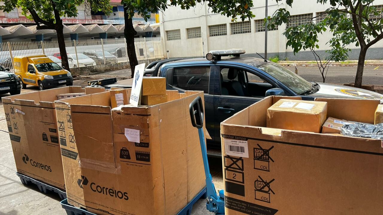 161 volumes de mercadorias 4