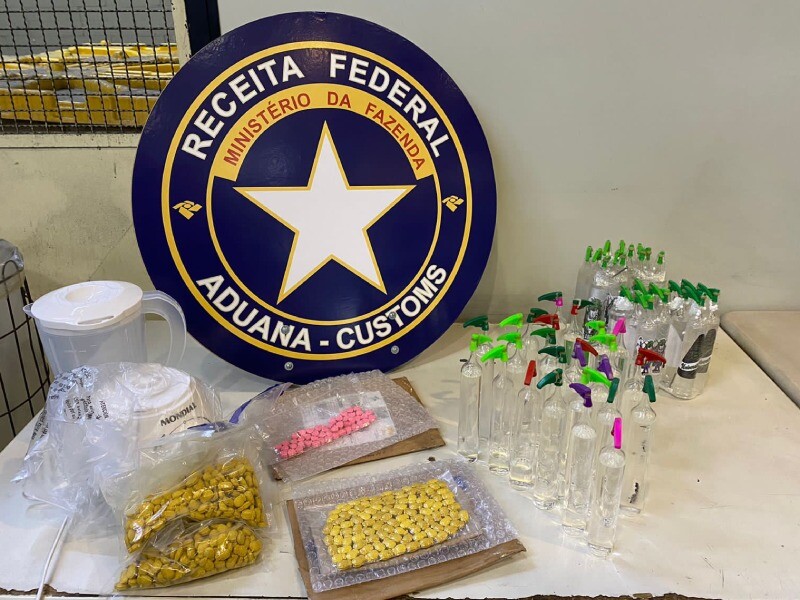 Analistas Tributários da Receita Federal do Brasil atuam na retenção de mercadorias contrafeitas valoradas em mais de R1 milhão 4