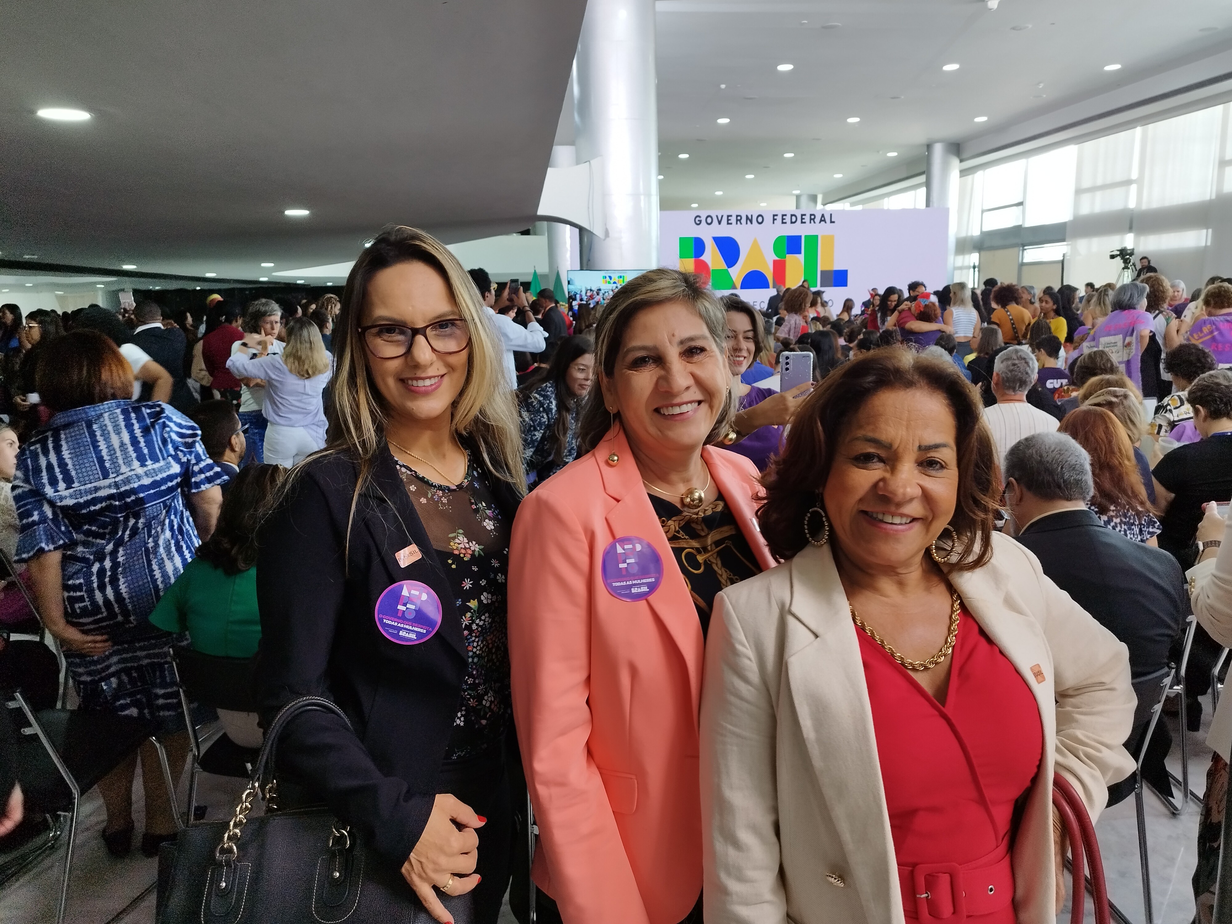 Sindireceita participa de lançamento de ações do governo em prol das mulheres no Palácio do Planalto