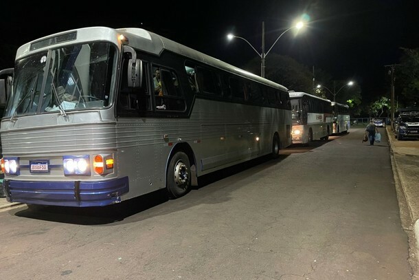 Analistas Tributários da Receita Federal do Brasil atuam na retenção de cerca de R15 milhão em mercadorias irregulares em Santa Terezinha de ItaipuPR 2