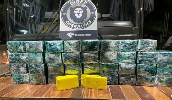 Analistas Tributários da Receita Federal do Brasil atuam na apreensão de mais de 200kg de cocaína no Paraná foto