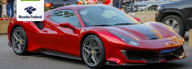 Analistas Tributários da Receita Federal do Brasil atuam na apreensão de uma Ferrari avaliada em R16 milhão 2