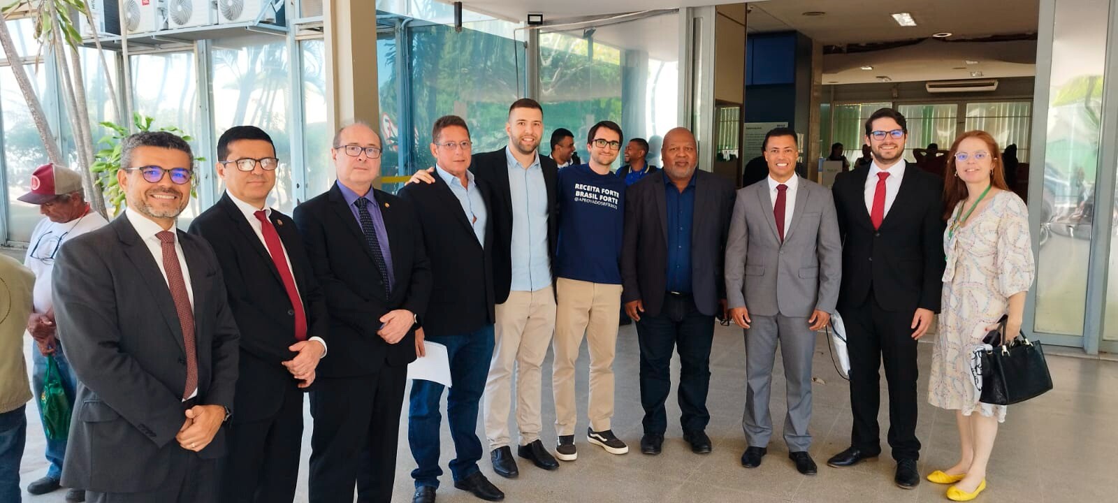 Sindireceita participa de reunião no MGI visando a convocação de todos os aprovados no último concurso da RFB