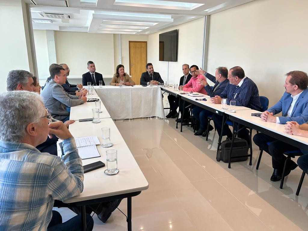 Sindireceita se reúne com a Superintende da 9ª Região Fiscal 3