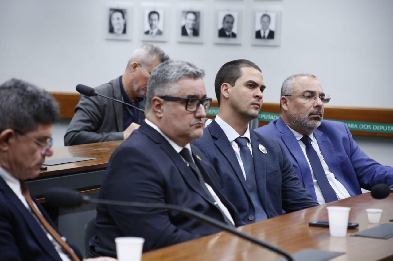 Sindireceita participa de audiência pública na Câmara dos Deputados para discutir o novo regimento da Receita Federal 4