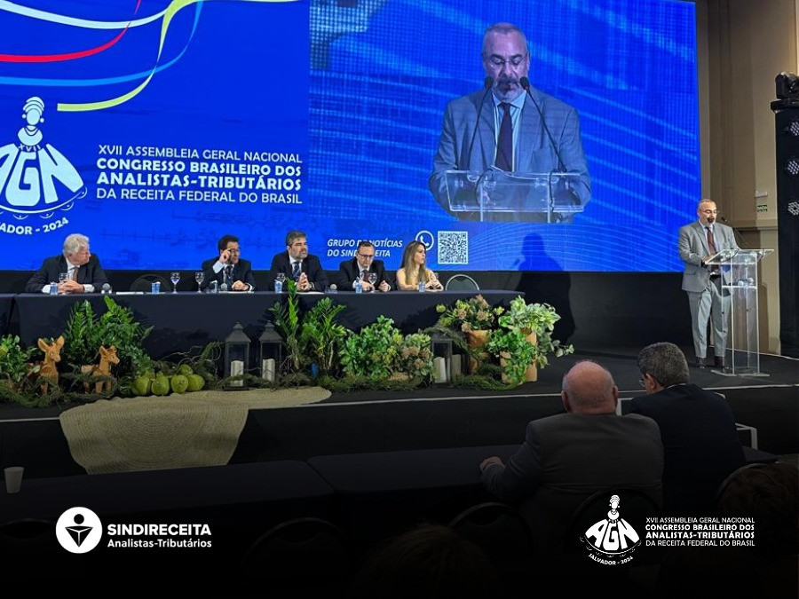 Abertura da XVII AGN reúne administradores, dirigentes sindicais, Analistas-Tributárias e Analistas-Tributários