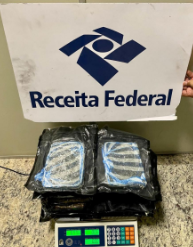 AduanaAnalistas-Tributários_atuam_na_apreensão_de_65_kg_maconha_em_ManausAM.png
