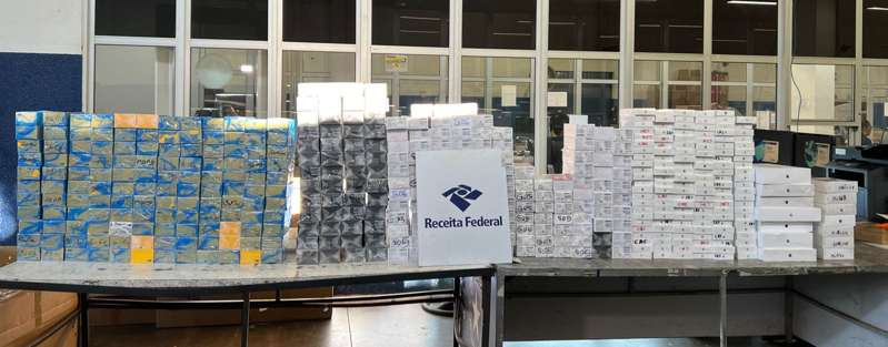 Aduana: Analistas-Tributários atuam na retenção de eletrônicos descaminhados avaliados em R$789 mil no Paraná