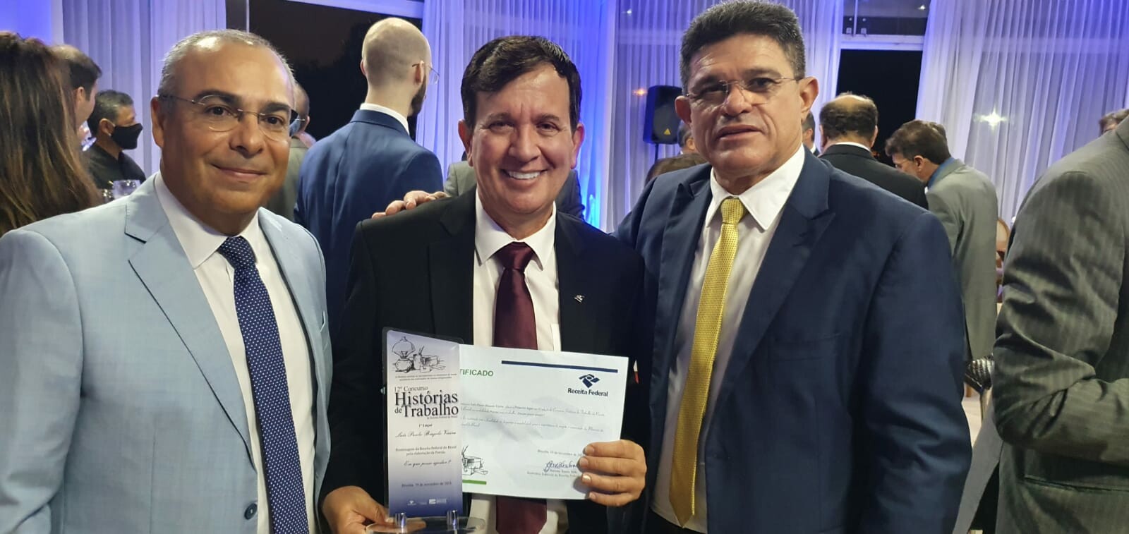 Luís Paulo Biazolo Vieira, ganhador do prêmio Histórias de Trabalho na categoria poesia.