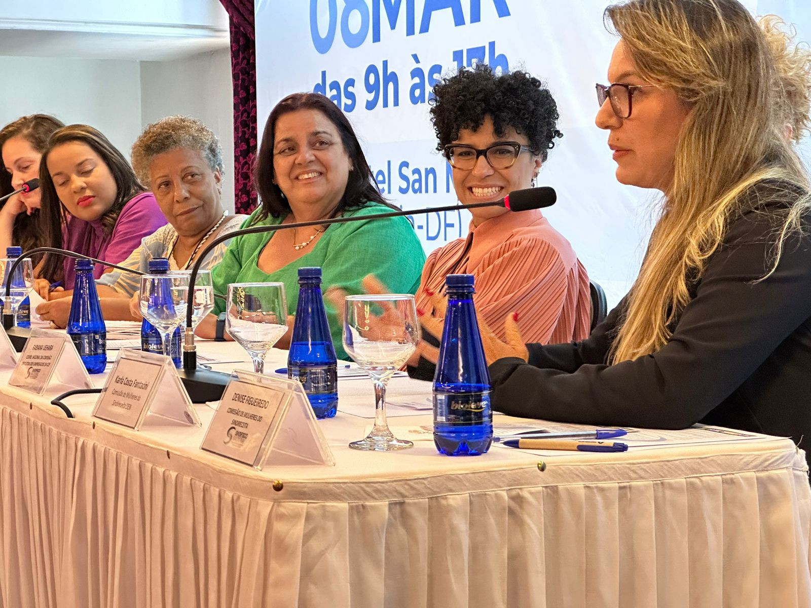 Sindireceita_participa_de_Seminário_do_Sindifisco_Nacional_em_homenagem_ao_Dia_Internacional_das_Mulheres_12.jpeg
