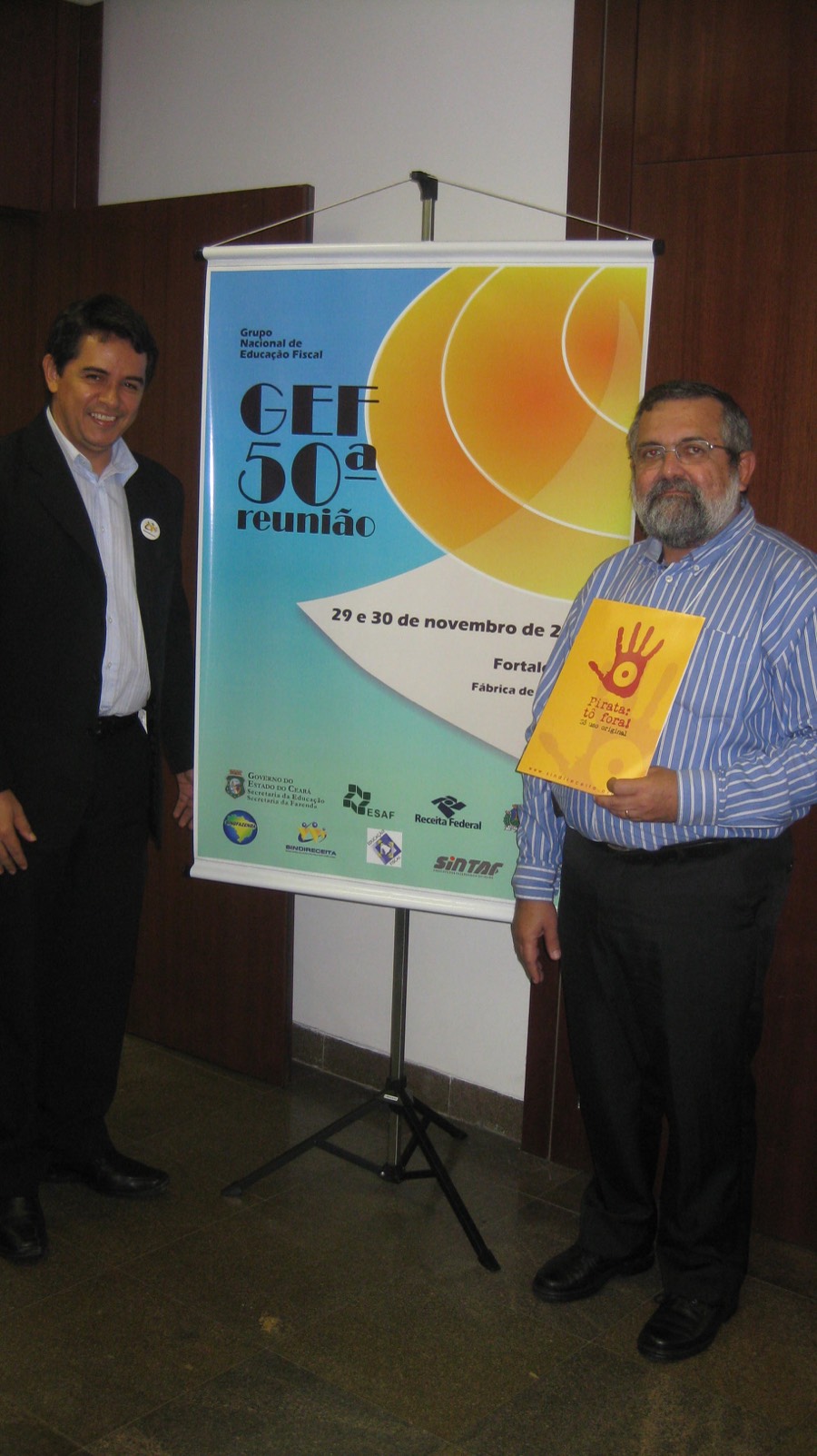 O responsável pela educação fiscal da SEFAZ CE Argemiro Torres Neto Reunião GEF 330x220