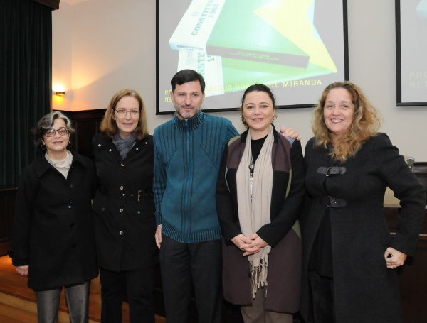 A pró-reitora de Extensão Universitária, Eleonora Menicucci de Oliveira, a Analista-Tributária Gioia Tosi, o professor Marcílio Hubner, a reitora da Unifesp, Soraya Soubhi Smaili, e a diretora Kátia Nobre