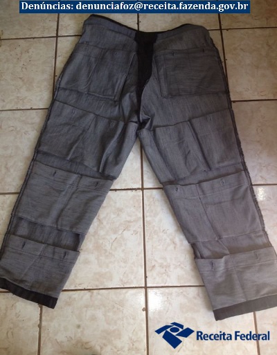 Calça preparada para o contrabando