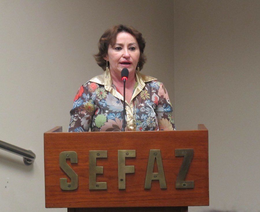 Manaus Rita Celesta da ASGAT faz a fala de abertura