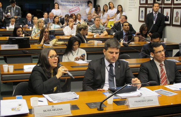 Além de criticar a demora e a falta de planejamento da RFB, a presidenta do Sindireceita, Sílvia de Alencar, reforçou que boa parte dos excedentes já poderia ter tomado posse