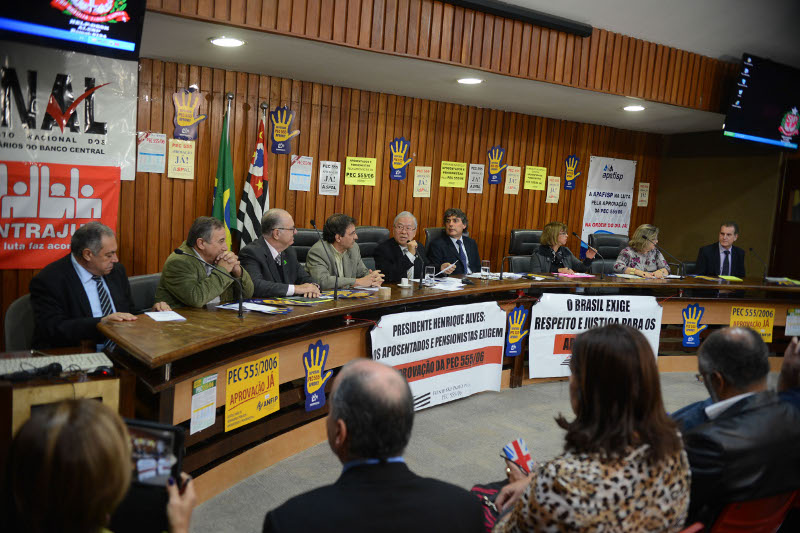 Audiência pública realizada na Assembleia Legislativa nesta terça-feira, 13/5