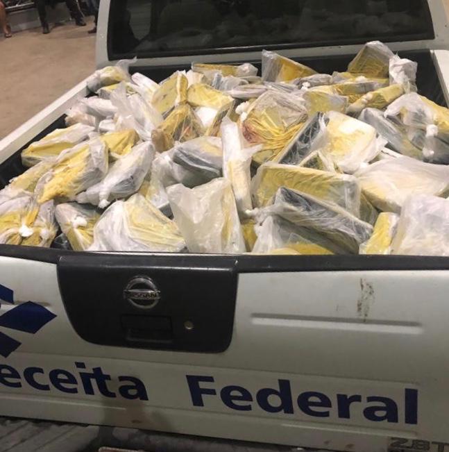 Analistas Tribut rios apreens o de coca na no Porto de Natal. 2 toneladas.1