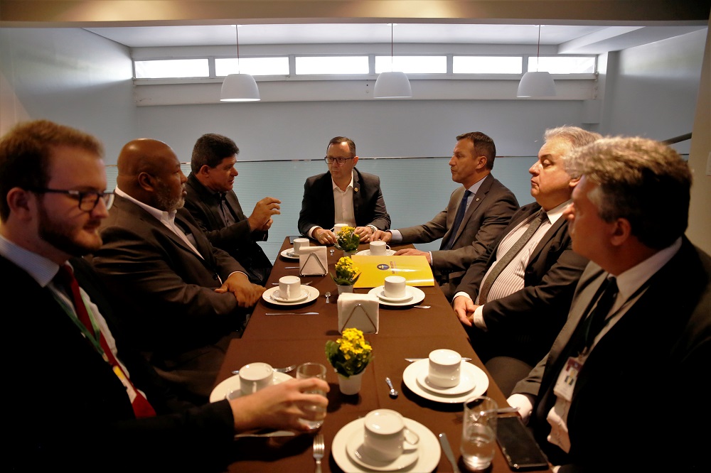 Sindireceita debate fortalecimento do Fisco e valorização dos ATRFBs em café da manhã com o deputado Sanderson (PSL-RS)