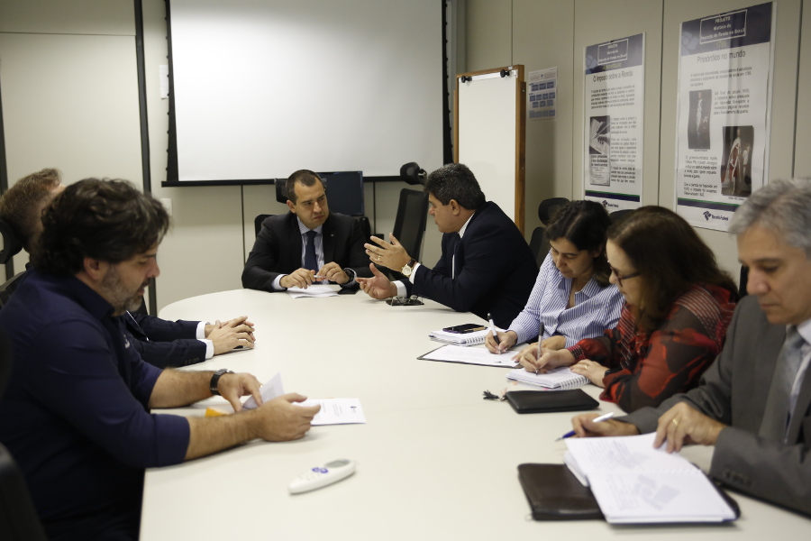 Sindireceita discute atuação profissional dos Analistas-Tributários com representantes da Subsecretaria de Arrecadação e Atendimento da Receita Federal