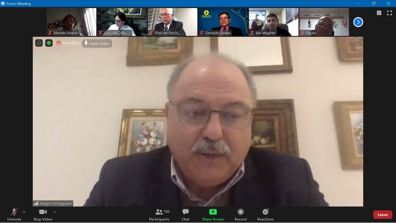 Cena rio e perspectivas o horizonte nos arcos de fronteira do Brasil 17