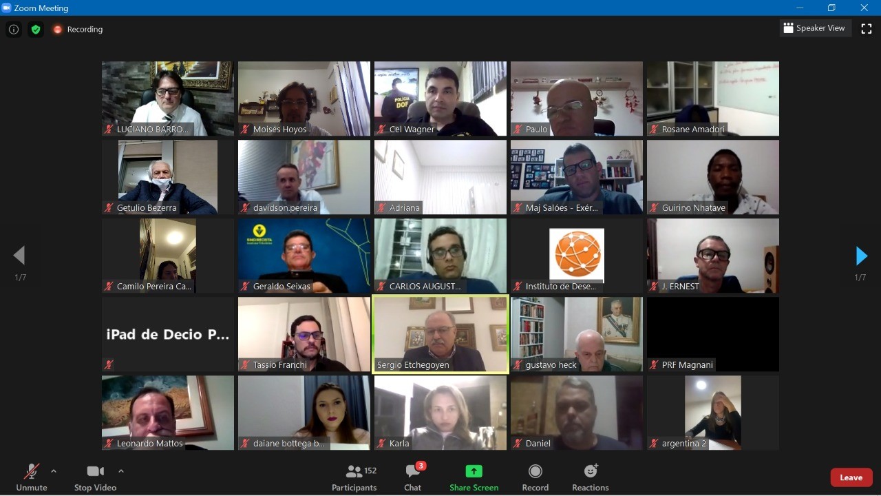 Cena rio e perspectivas o horizonte nos arcos de fronteira do Brasil 8